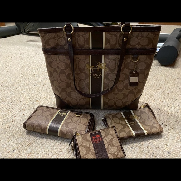 Coach purse